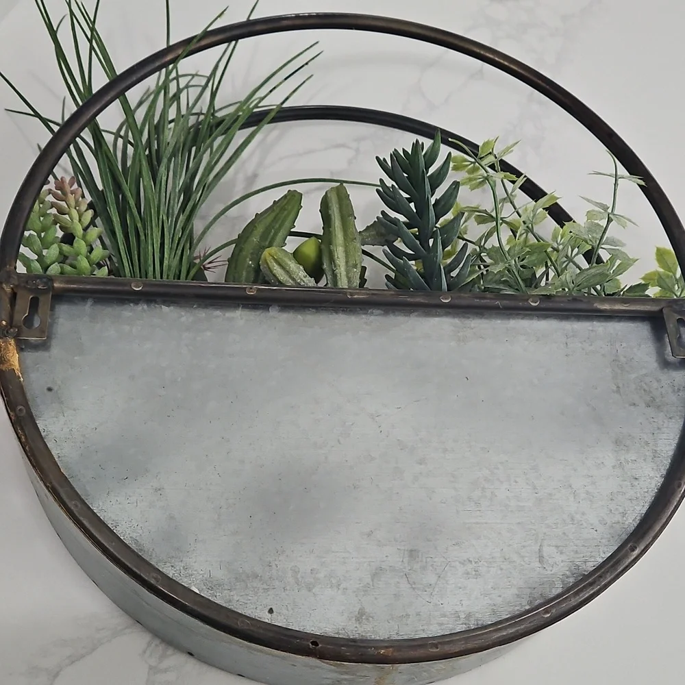 Black and Silver Wall Planter